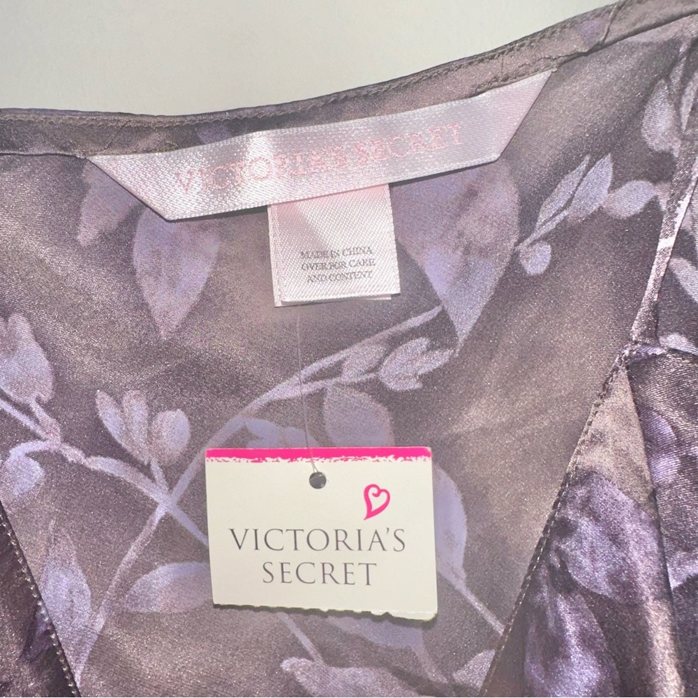 NWT! Victoria’s Secret 100% Silk Lingerie Cami - Picture 2 of 5